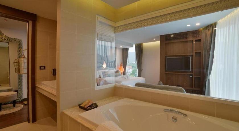 Baisirimaya Hotel Chiang Mai Esterno foto