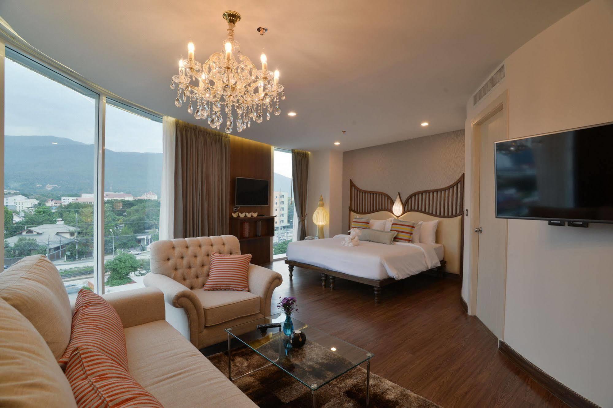 Baisirimaya Hotel Chiang Mai Esterno foto