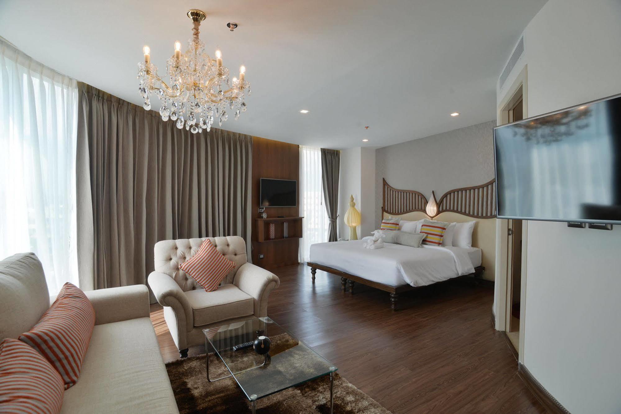 Baisirimaya Hotel Chiang Mai Esterno foto