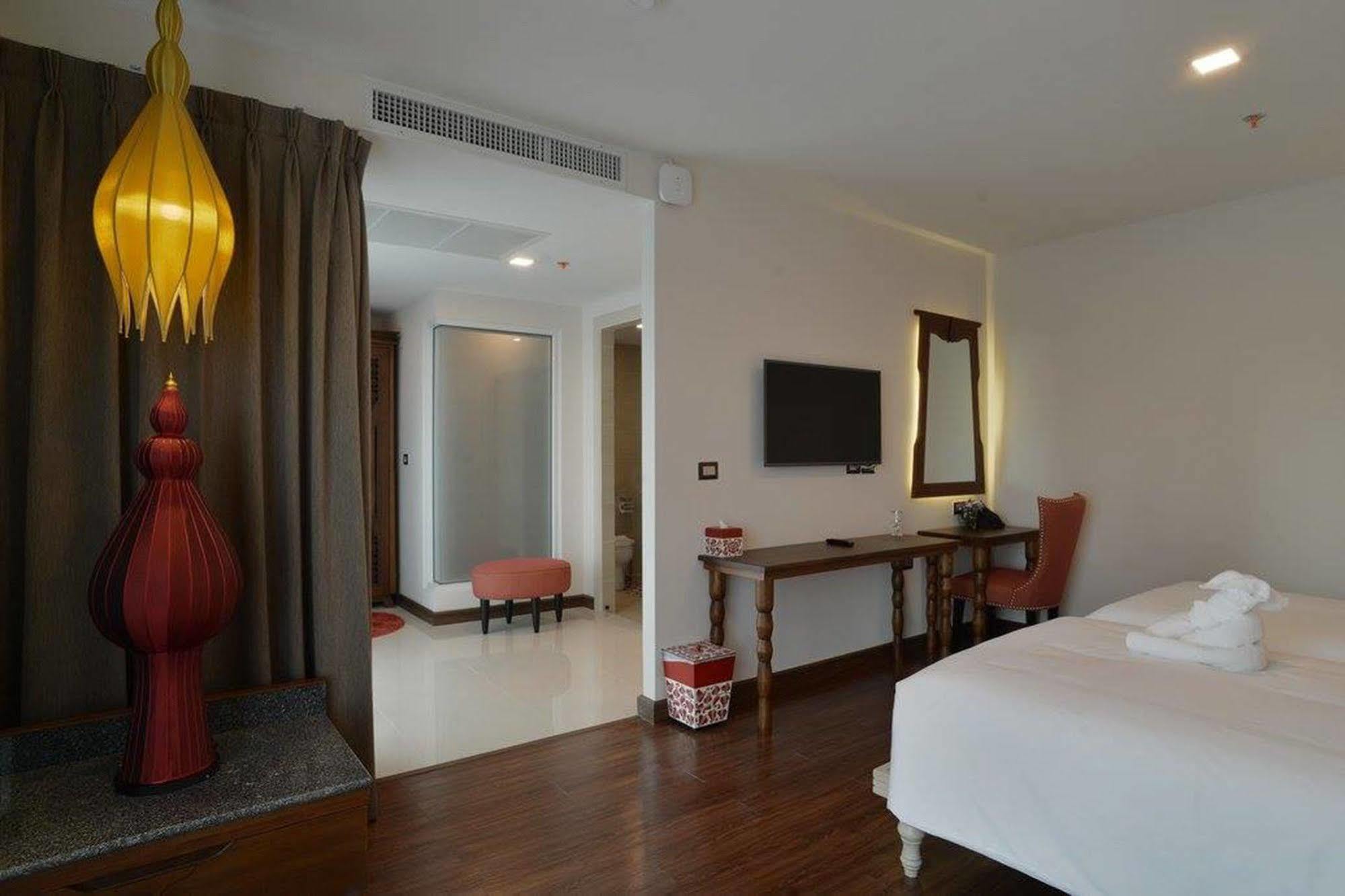Baisirimaya Hotel Chiang Mai Esterno foto